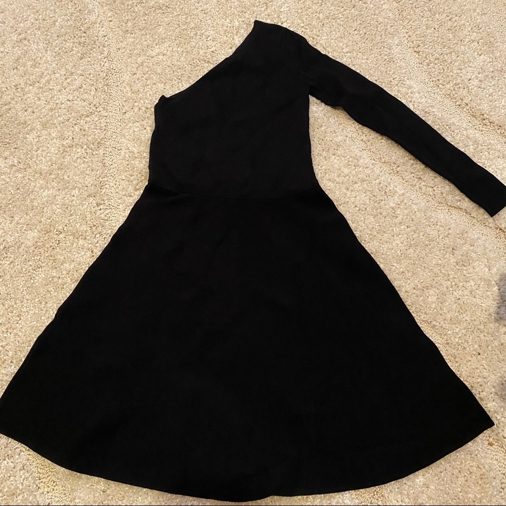 Sandro：Black one-shoulder dress for sale